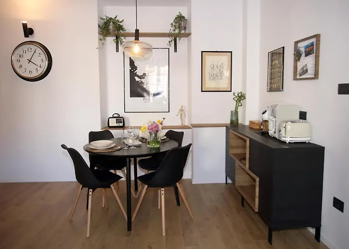 Incis Next To The Amphitheather * Póla