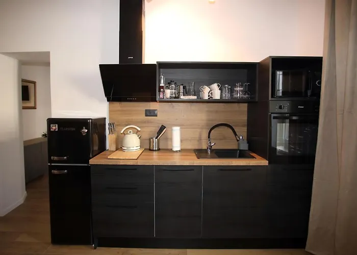 Incis Next To The Amphitheather Lägenhet